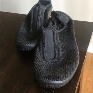 Arcopedico memory foam knit shoes